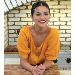 Everlane the Linen Puff Sleeve Top in Marigold Yellow ASO Selena Gomez Sz. 4